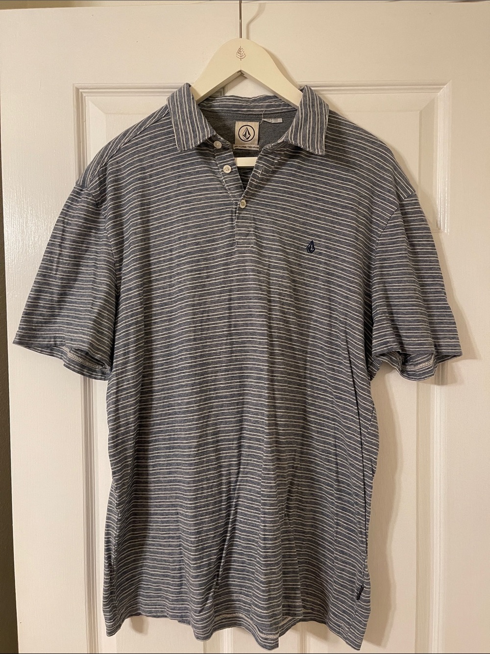 Volcom Men's Blue and White Striped Polo
